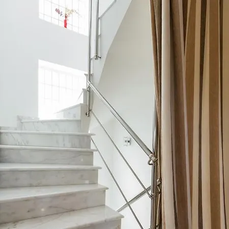 Daniil's Luxury And Agios Antonios (Macedonia)