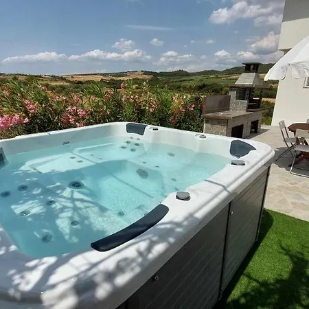 Daniil's Luxury And * Agios Antonios (Macedonia)