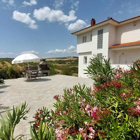 Daniil's Luxury And بيت للعطل